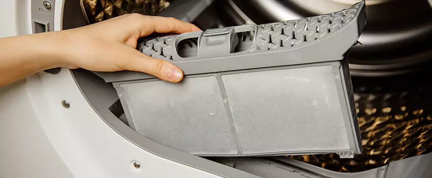 Signs Of A Clogged Dryer Lint Trap in South Hill, Washington